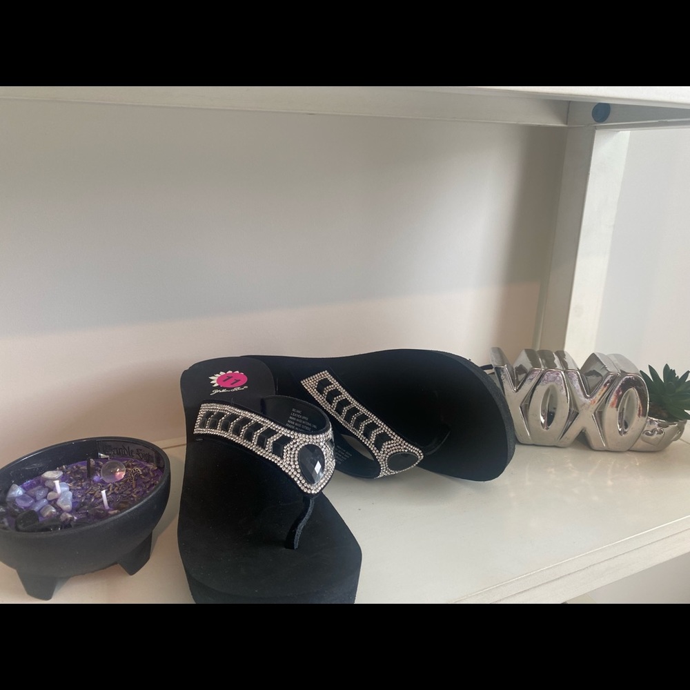 Sandals!!!! - Picture 3 of 3